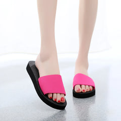 One-word slippers women summer outdoor students net red beach sandals women versatile one-word slippers women.