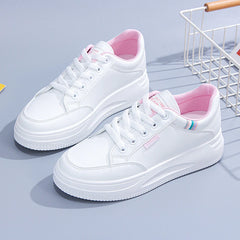 Plattform -Sneaker Frauen Shon Dicker alleiner koreanischer Leder -Sneaker weißer Slip lässig Schnüre -up vulkanisierte Schuhe Frühlingschuhe für Frauen