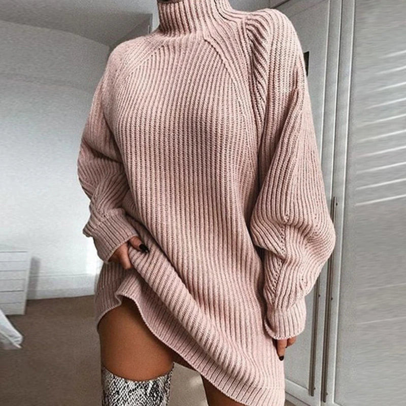 Pull long des femmes avec moitié col roulé