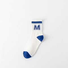 Marineblaue Socken Frauen mit mittlerer Röhren gestreiftes trendige Socken Brief lässige Baumwollsocken Männer und Frauen Paar Socken