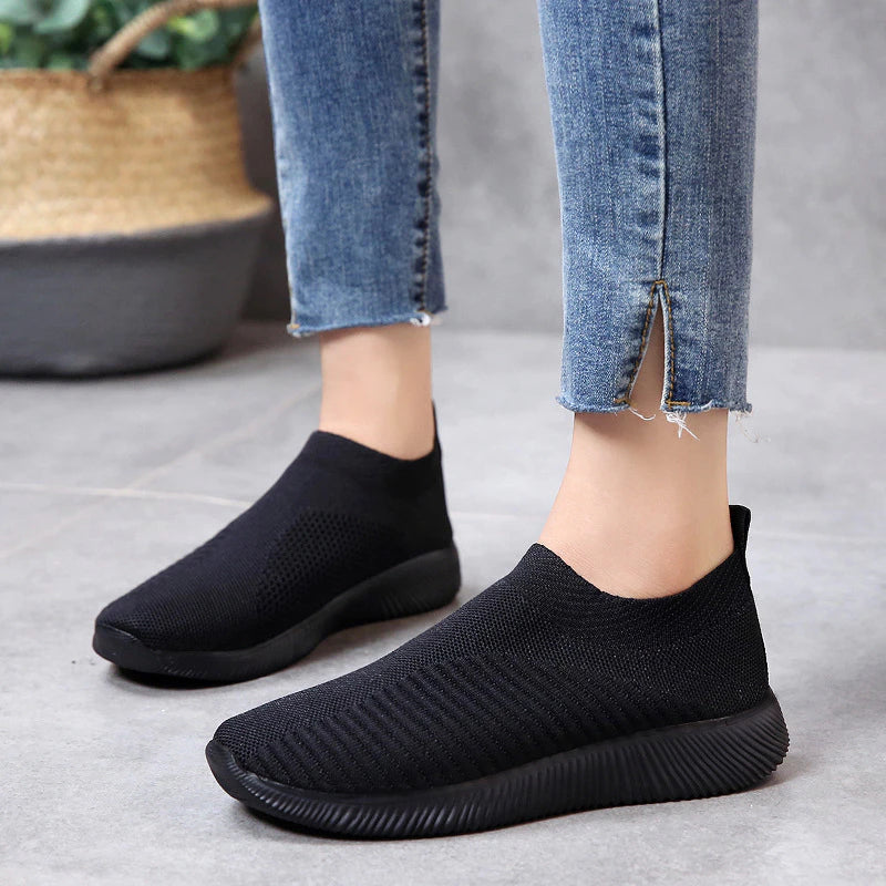 Women Flat Casual Shoes Slip On Vulcanized Ladies Chaussures Solid Walking Basket Sneakers Mesh Soft Lightweight Female Shoes