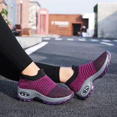 Scarpe sportive a flyknit cuscino d'aria femminile