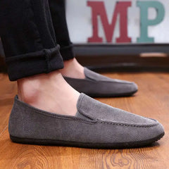 Autumn Men Flats Shoes Slip On Male Loafers Driving Moccasins Homme Men Casual Shoes Fashion Dress Wedding Footwear Summer 2022