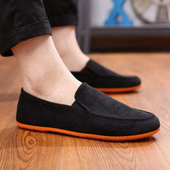 Autumn Men Flats Shoes Slip On Male Loafers Driving Moccasins Homme Men Casual Shoes Fashion Dress Wedding Footwear Summer 2022