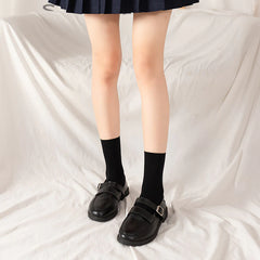 Summer Kawaii Girl Fil Calf Stockages Velvet Femmes tube longs chaussettes en noir et blanc jk uniforme japonais mignon sur les chaussettes du genou.