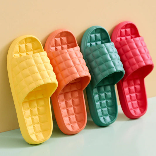 Spessa piattaforma da bagno pantofole da bagno Donne uomini Summer Cloud Slifori Flop non slip Flip coppie sola morbida Eva Slide interni