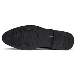 Scarpe formali di vendita calda per uomini scarpe da ufficio nere marchi maschio brogue maschi no matrimonio appunti di punta in pelle in pelle