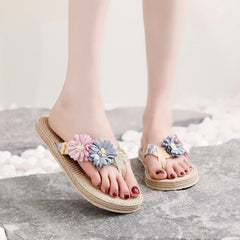 Trendy Floral Pinch Flip Flops