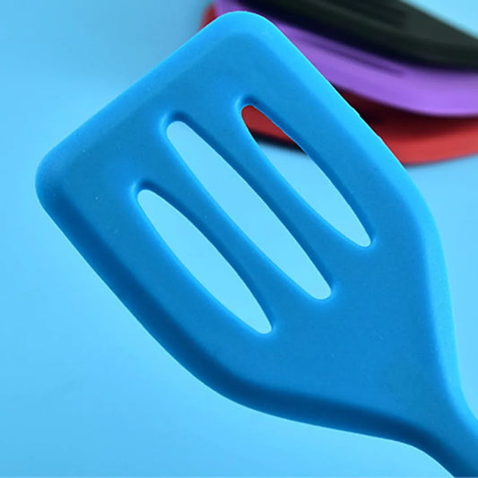 1 pièce en silicone à fente de cuisine à fente outil de cuisson de cuisine non cadavre spatula crêpe frit spatule silicone ustensiles