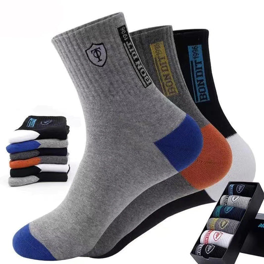 5pairs atmungsaktive geometrische gedruckte Mid-Calf-Sportsocken